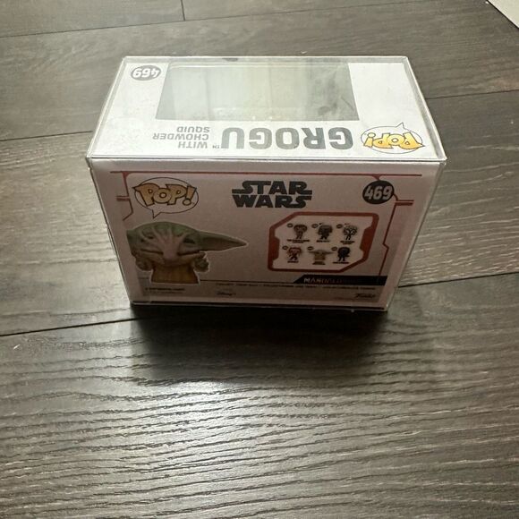 Funko Pop 469 The Mandalorian Grogu with Chowder Squid New - Picture 3 of 4